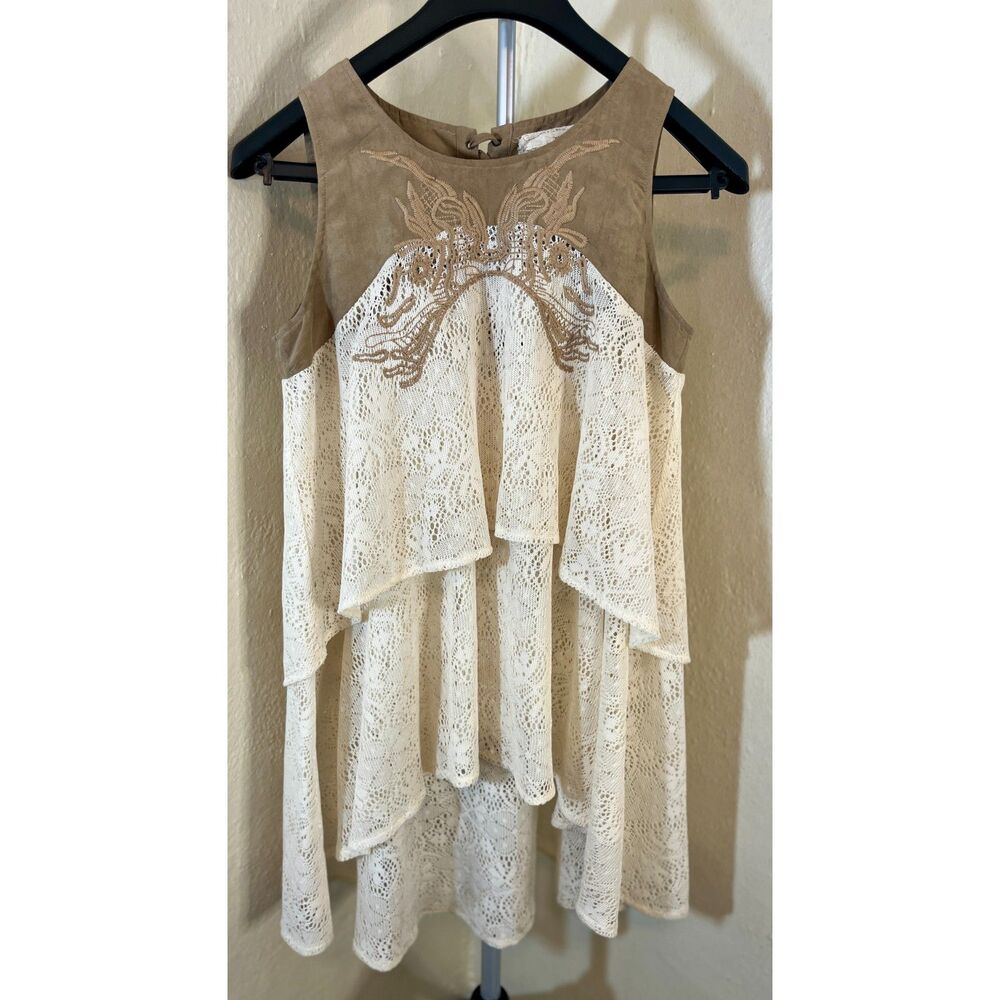 A'vere  Bohemian lace tiered sleeveless top Size S
